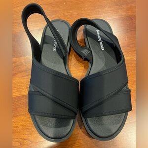 Donald J. Pliner Pearl Walking Sandals